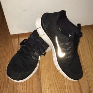 Black Nike Free Run Sneakers